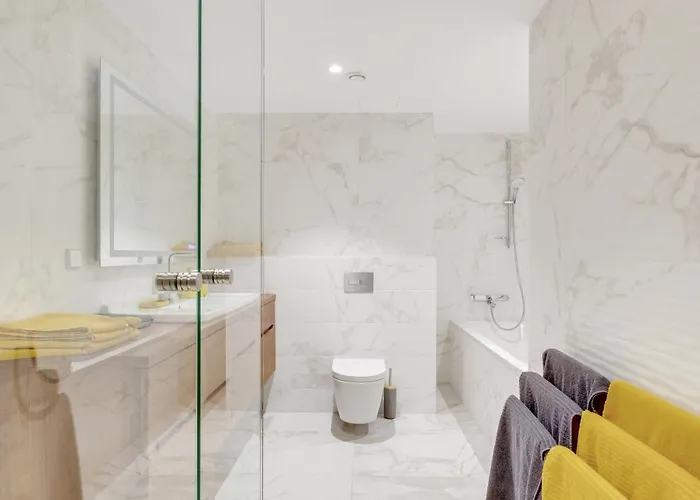 Tobias By Juniper Apartment Reval