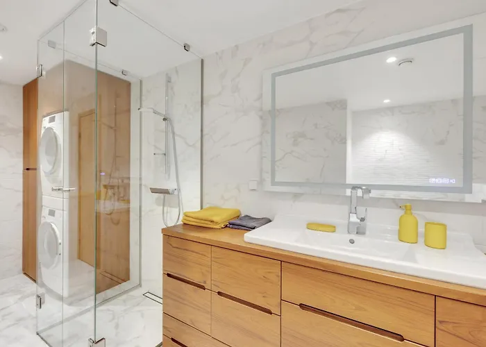 Tobias By Juniper Reval